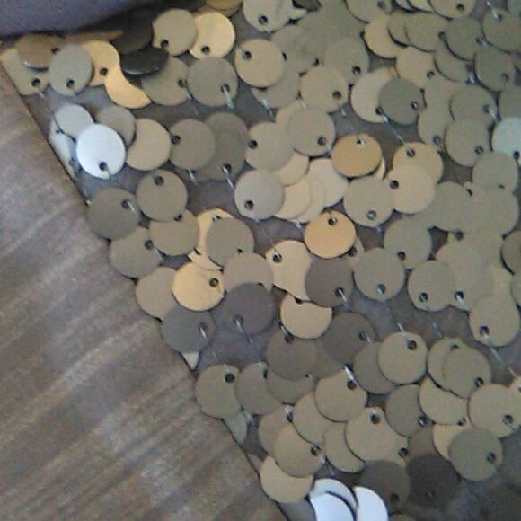 Simply Vera Shift Dress - Picture 9 of 9